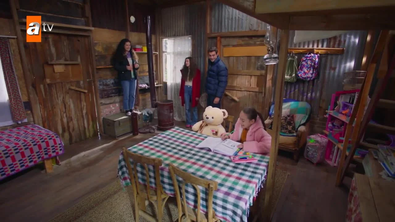 Кадры из сериала Мои братья (2021)